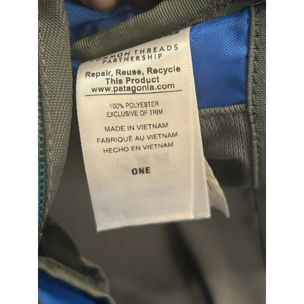 Patagonia Black Hole Mini Messenger Bag Blue 49320 FLAWS